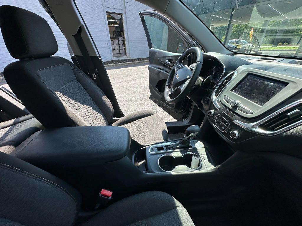 used 2022 Chevrolet Equinox car, priced at $18,495