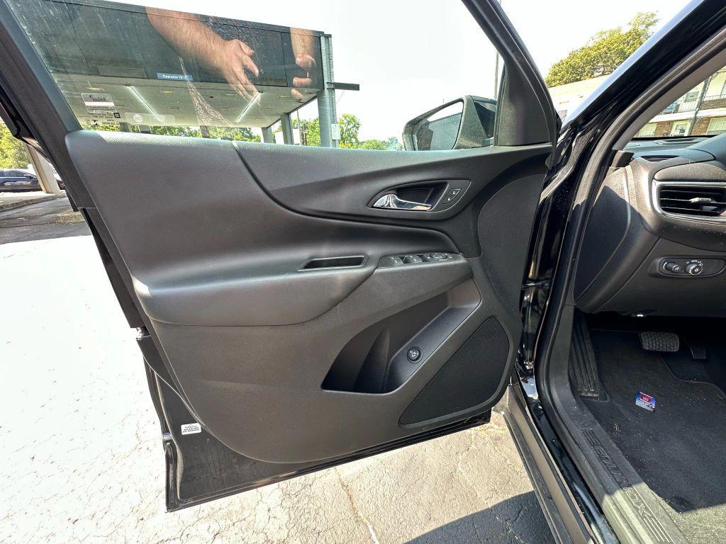 used 2022 Chevrolet Equinox car, priced at $18,495