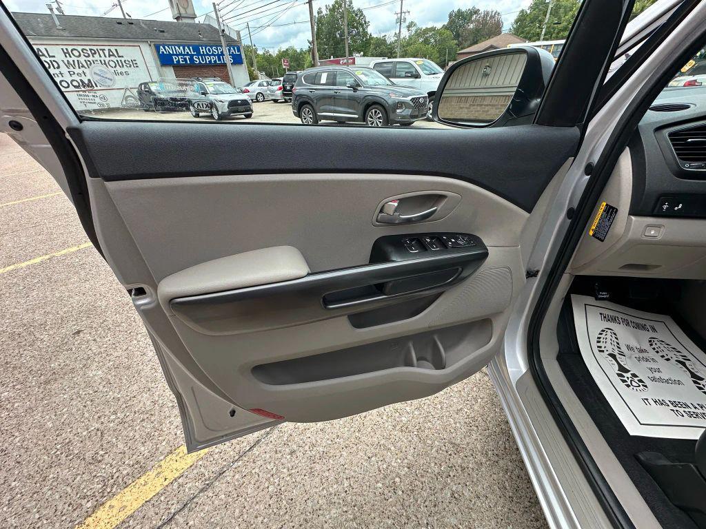 used 2020 Kia Sedona car, priced at $13,423