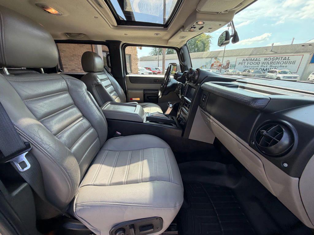 used 2005 Hummer H2 car, priced at $14,995