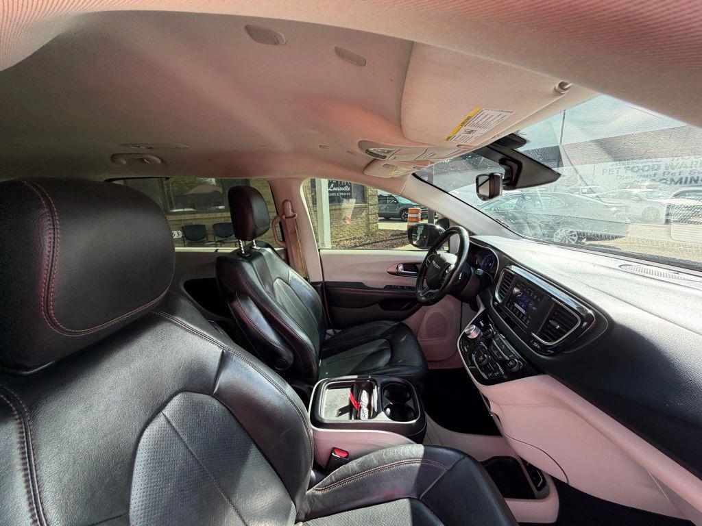 used 2020 Chrysler Pacifica car, priced at $15,211