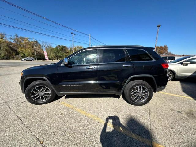 used 2017 Jeep Grand Cherokee car, priced at $13,995