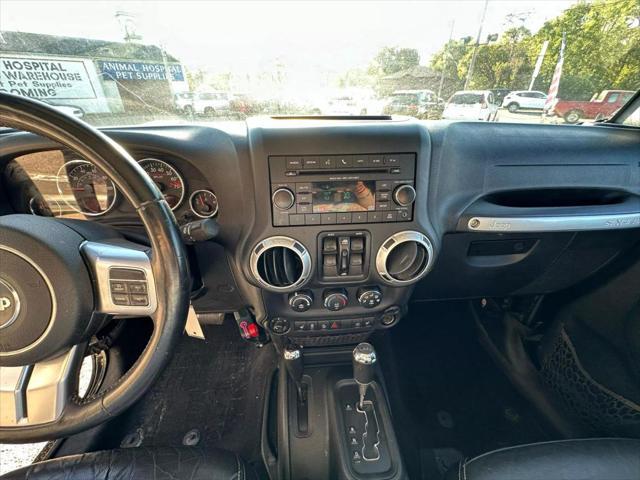 used 2016 Jeep Wrangler Unlimited car, priced at $19,995