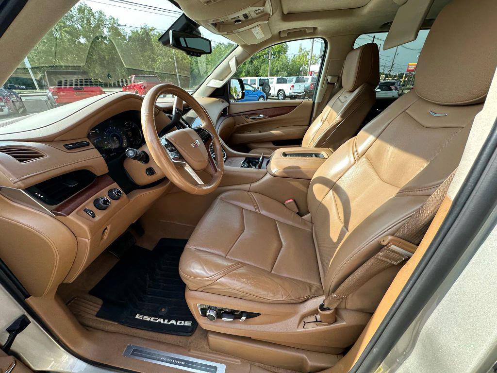 used 2016 Cadillac Escalade ESV car, priced at $22,620
