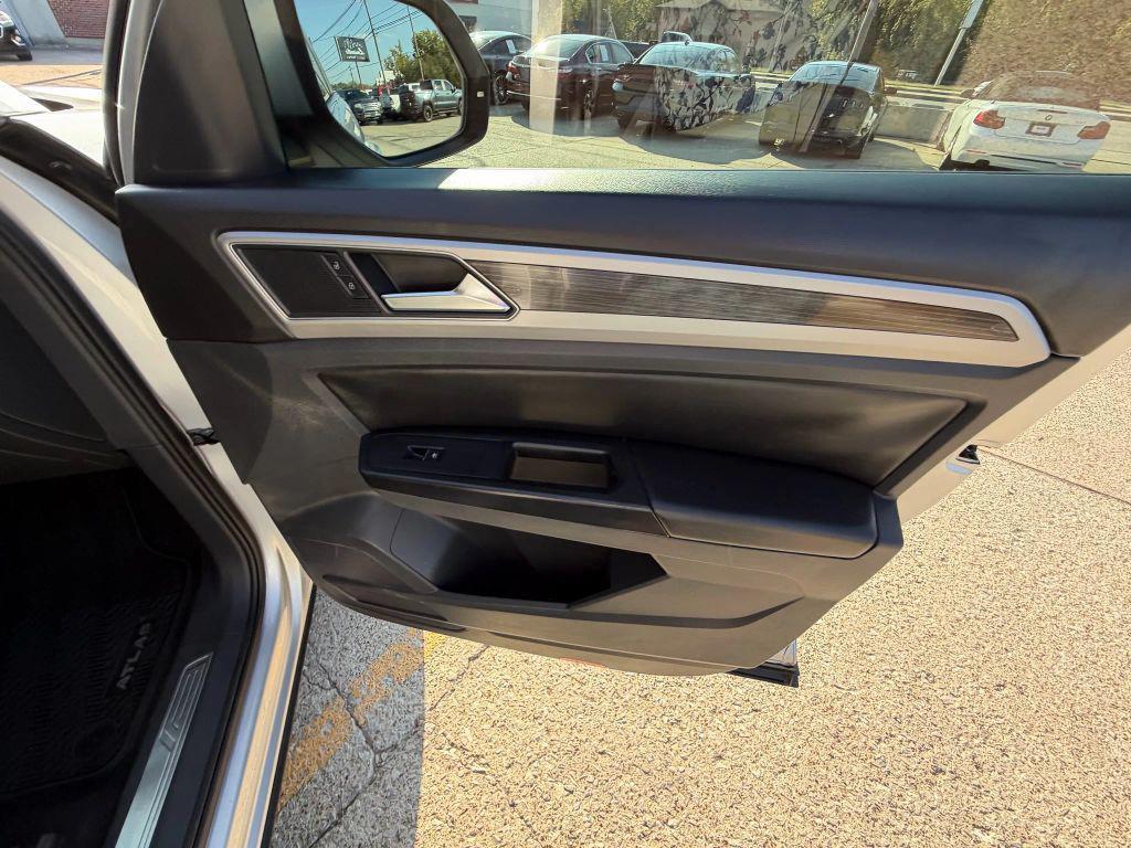 used 2018 Volkswagen Atlas car, priced at $13,426