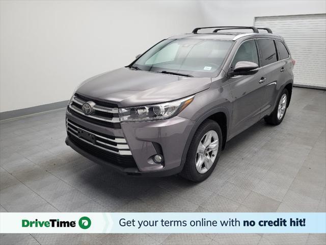 used 2017 Toyota Highlander car, priced at $25,195