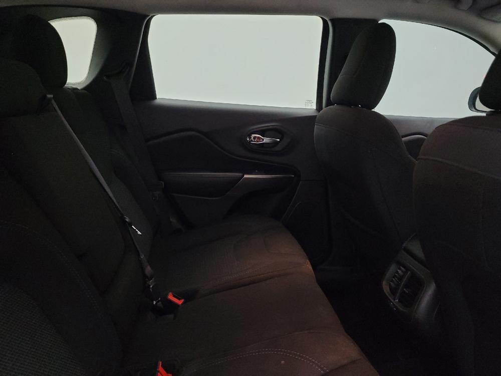 used 2019 Jeep Cherokee car, priced at $18,895