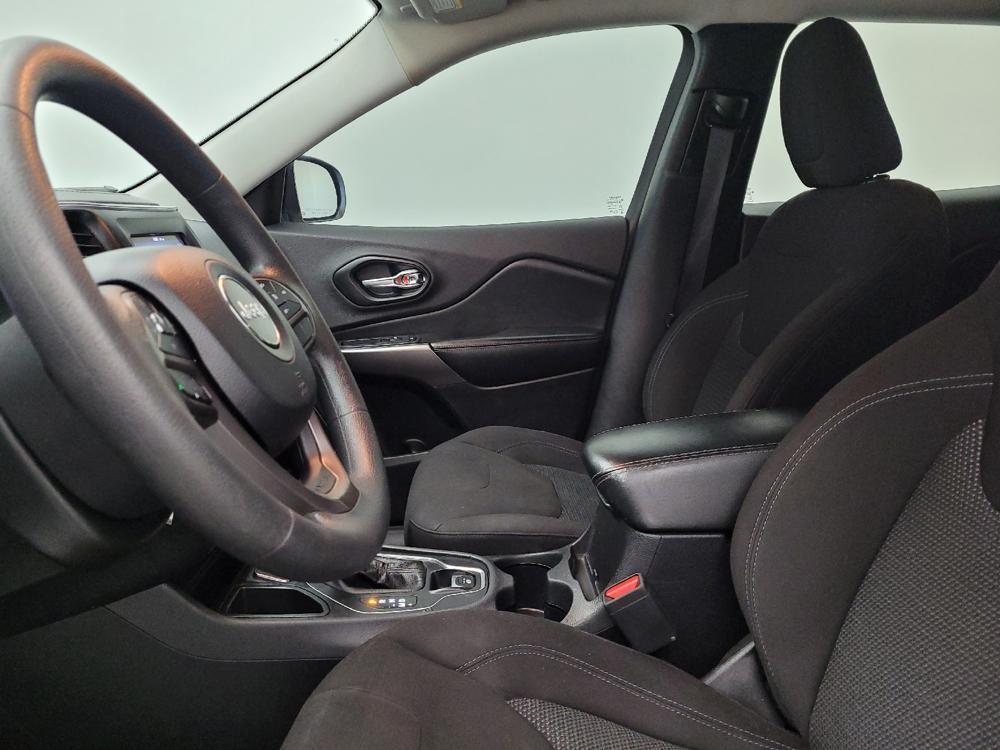 used 2019 Jeep Cherokee car, priced at $18,895