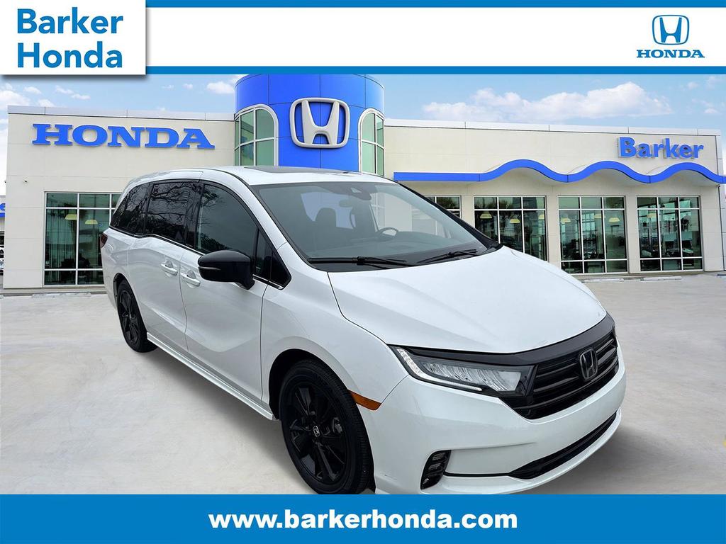 used 2024 Honda Odyssey car, priced at $40,346