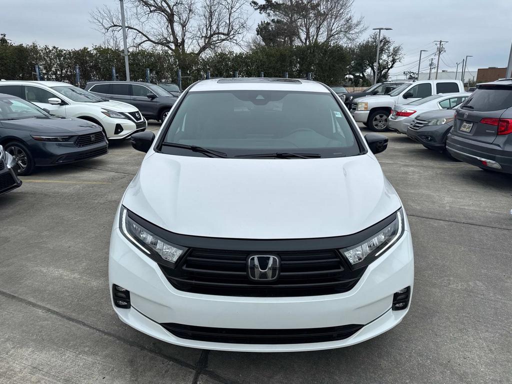 used 2024 Honda Odyssey car, priced at $40,346