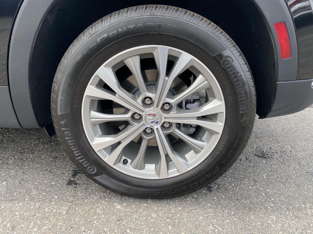 used 2023 Buick Envision car, priced at $29,000