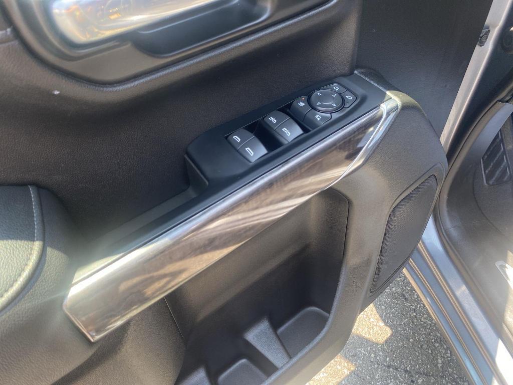 used 2021 Chevrolet Silverado 1500 car, priced at $37,000