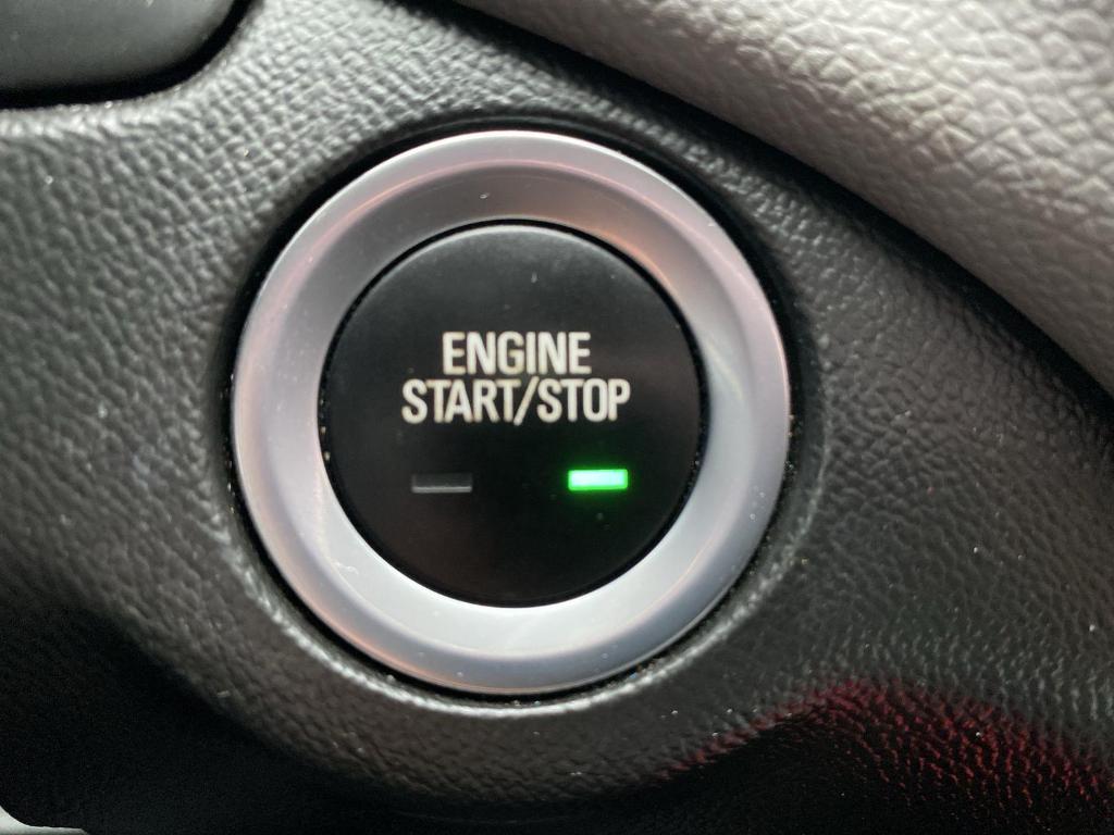 used 2022 Chevrolet Equinox car, priced at $22,000