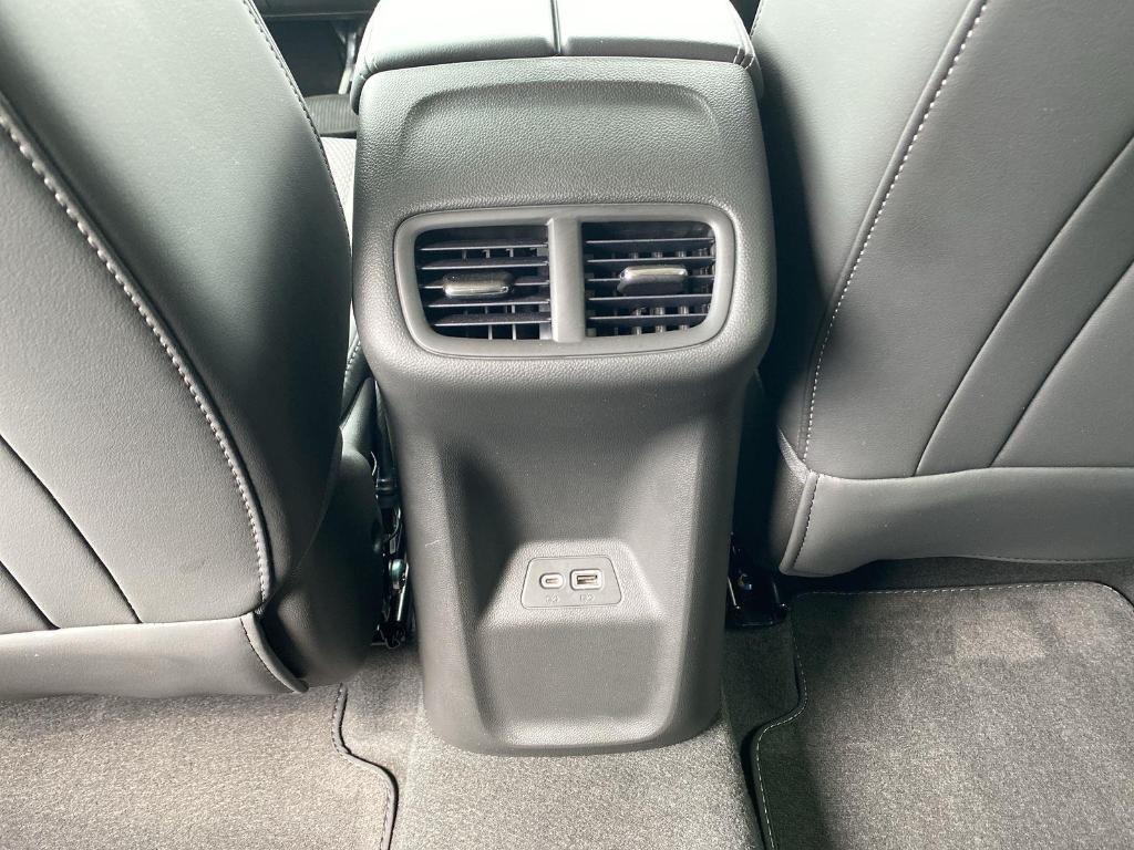 used 2023 Buick Envision car, priced at $29,000