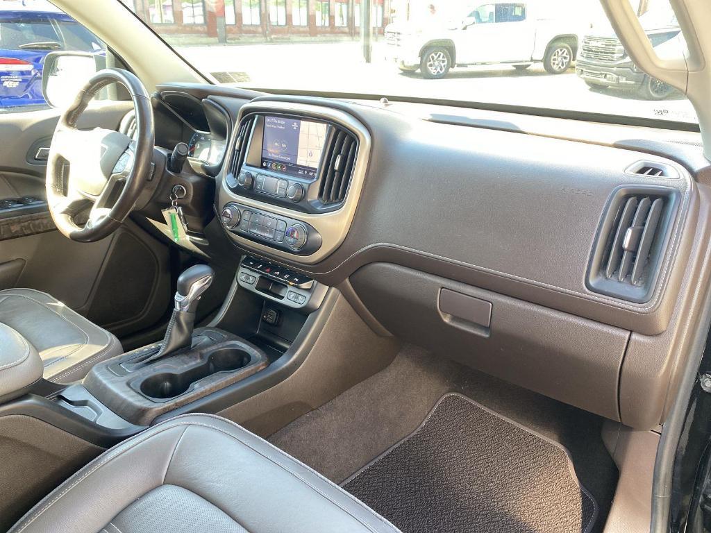 used 2022 GMC Canyon car, priced at $33,000