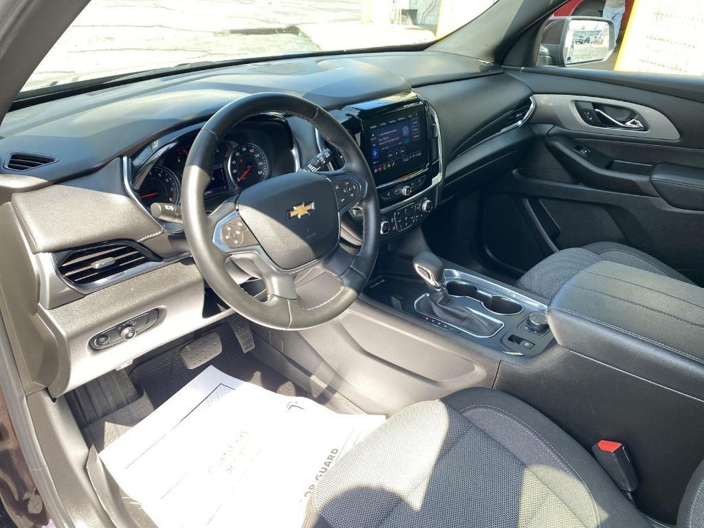 used 2023 Chevrolet Traverse car, priced at $33,500