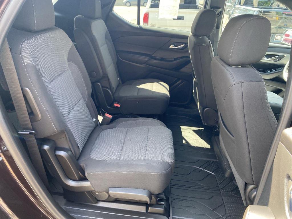 used 2023 Chevrolet Traverse car, priced at $33,500