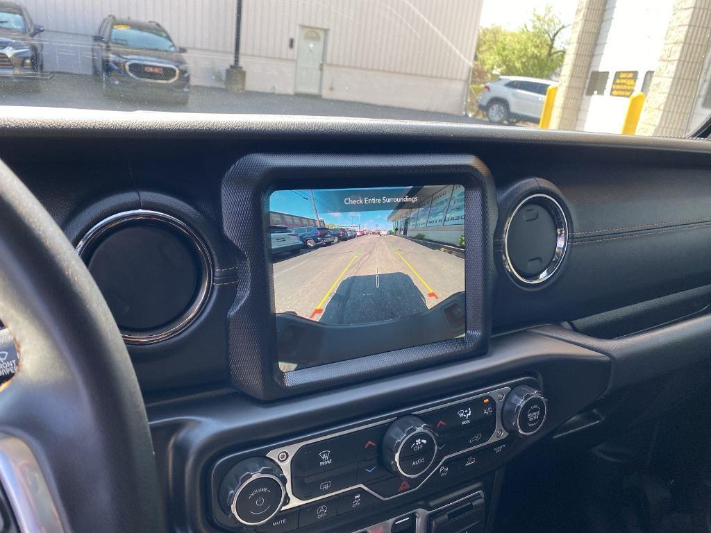 used 2023 Jeep Gladiator car, priced at $33,000