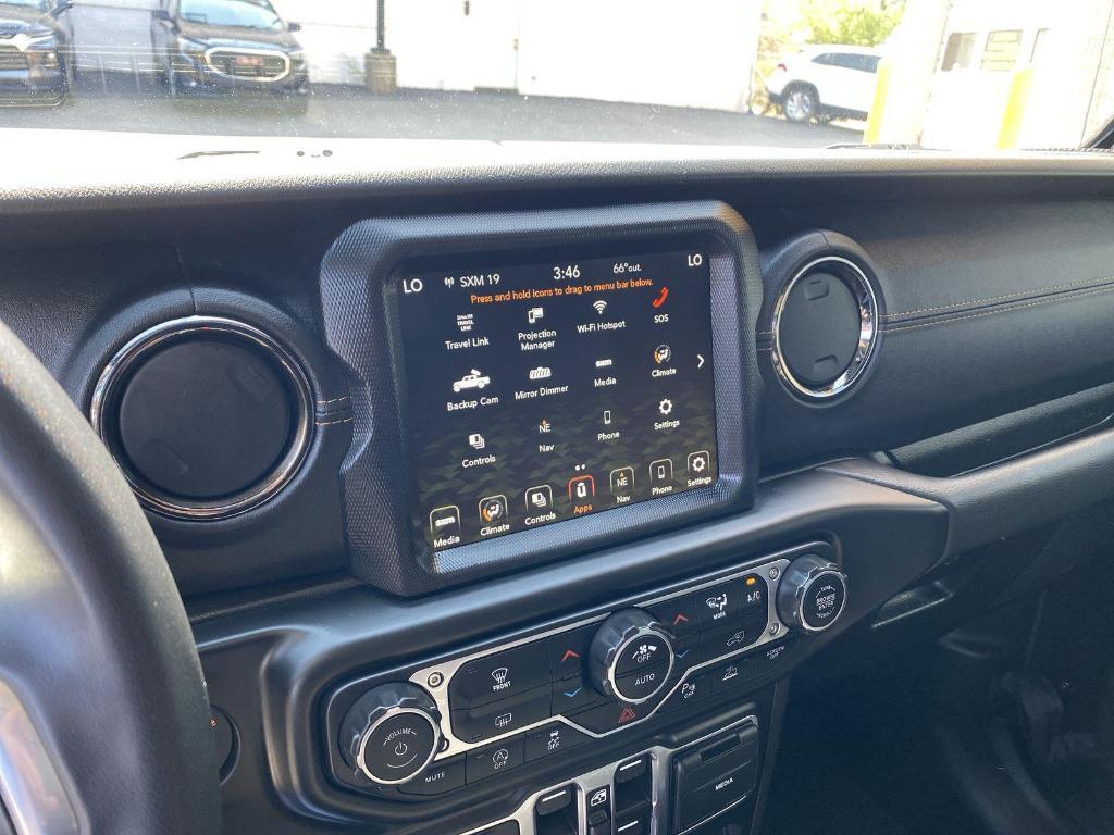 used 2023 Jeep Gladiator car, priced at $33,000