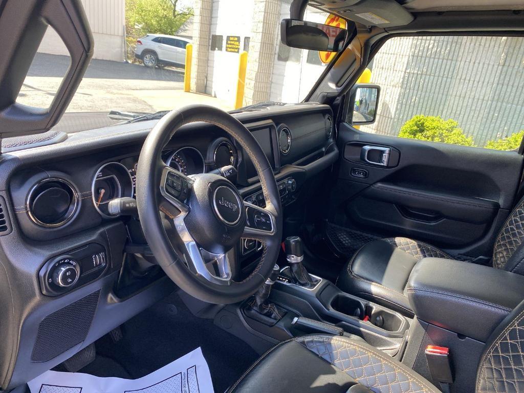 used 2023 Jeep Gladiator car, priced at $33,000