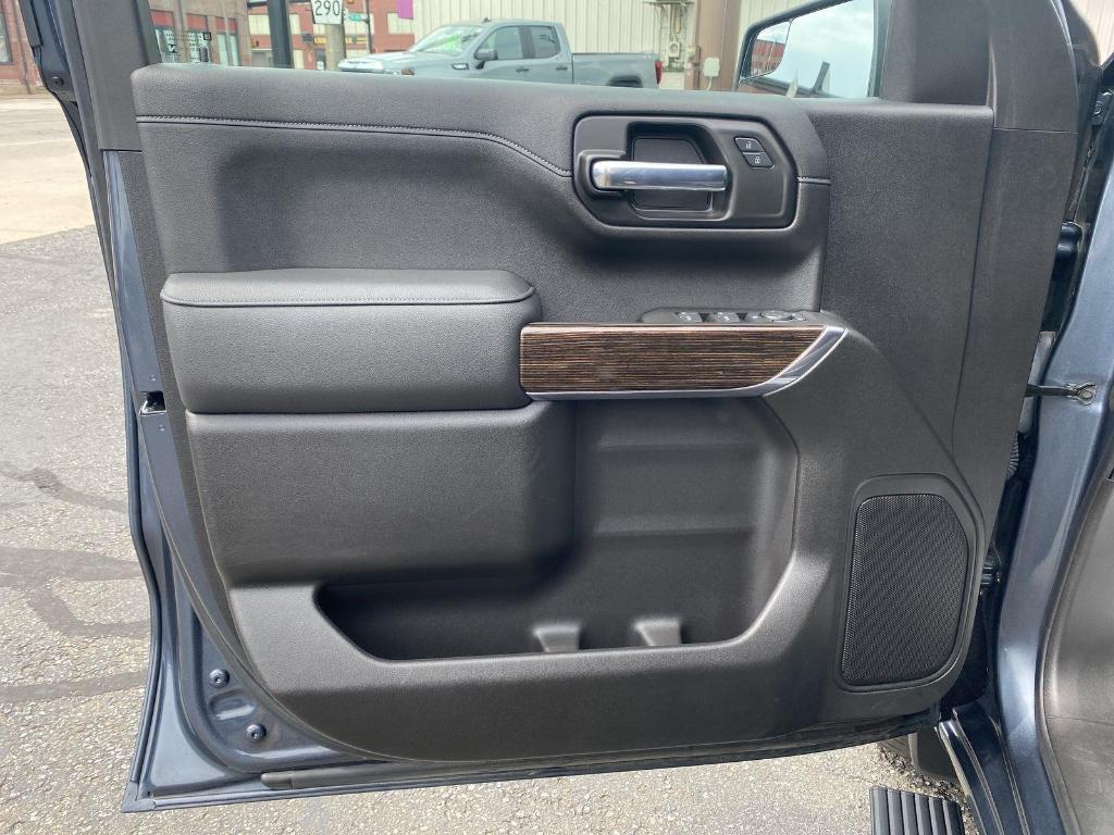 used 2021 GMC Sierra 1500 car, priced at $39,500