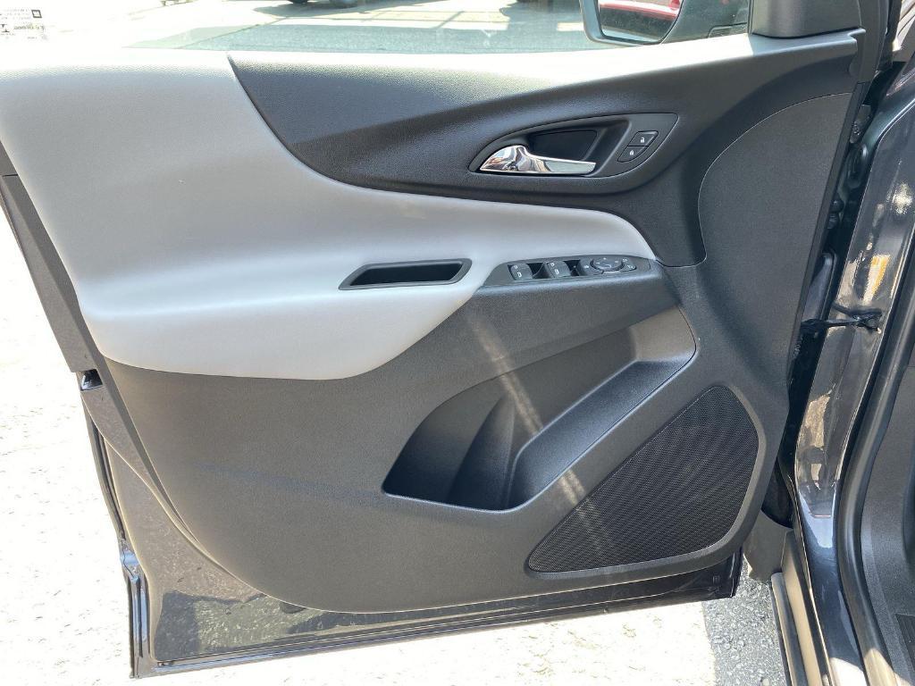 used 2022 Chevrolet Equinox car, priced at $21,500