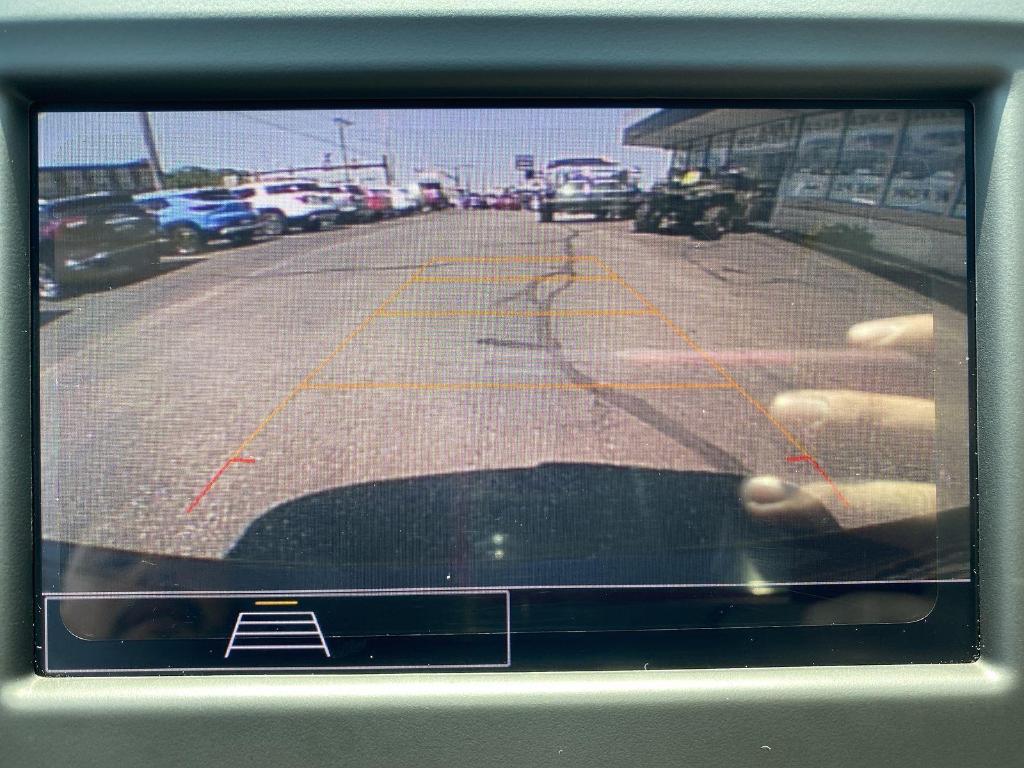used 2022 Chevrolet Equinox car, priced at $21,500