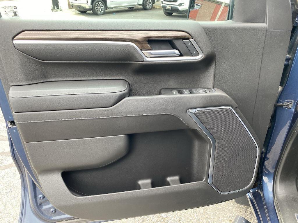 used 2022 Chevrolet Silverado 1500 car, priced at $35,500
