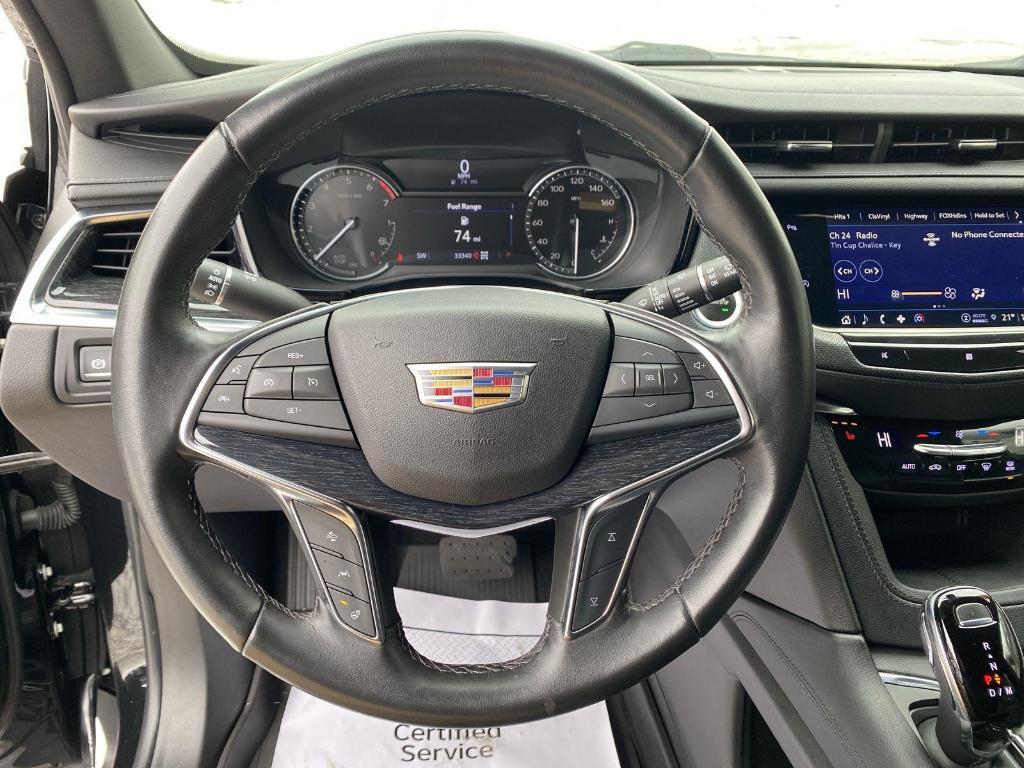 used 2021 Cadillac XT5 car, priced at $29,000