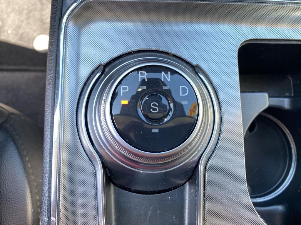 used 2024 Ford Edge car, priced at $30,000