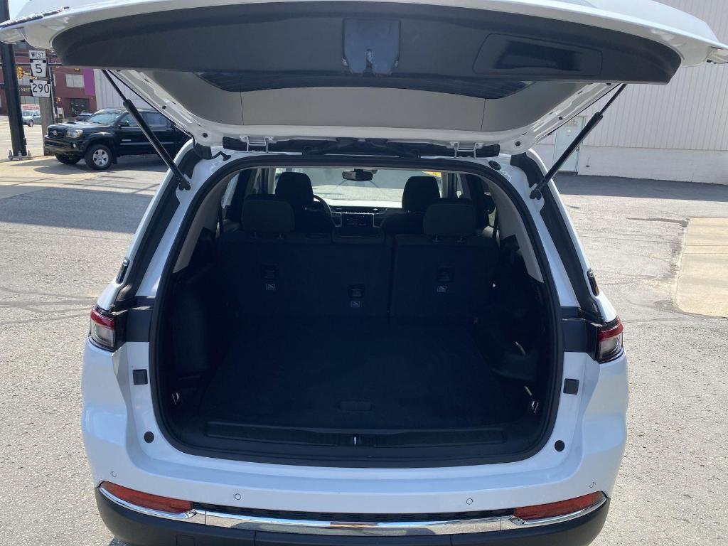 used 2023 Jeep Grand Cherokee car, priced at $31,500