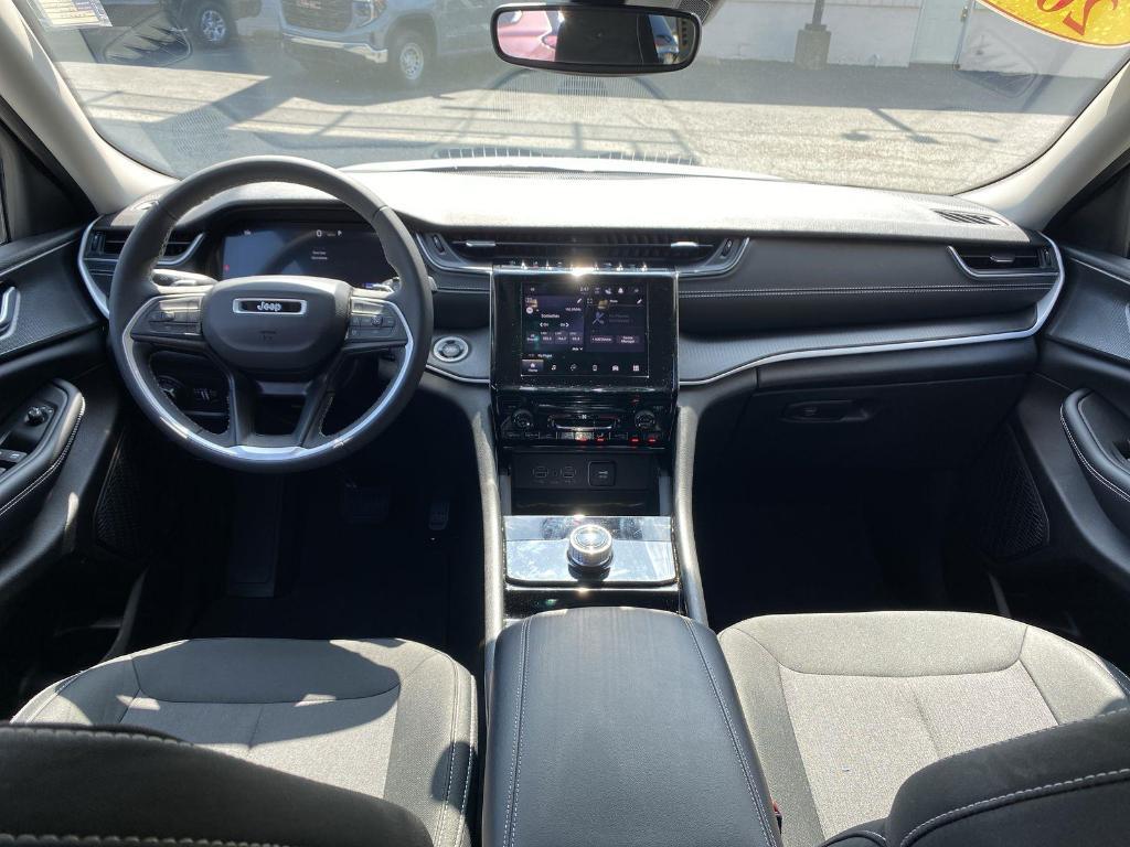 used 2023 Jeep Grand Cherokee car, priced at $31,500
