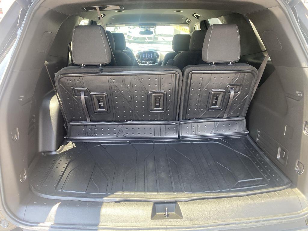 used 2022 Chevrolet Traverse car, priced at $31,000