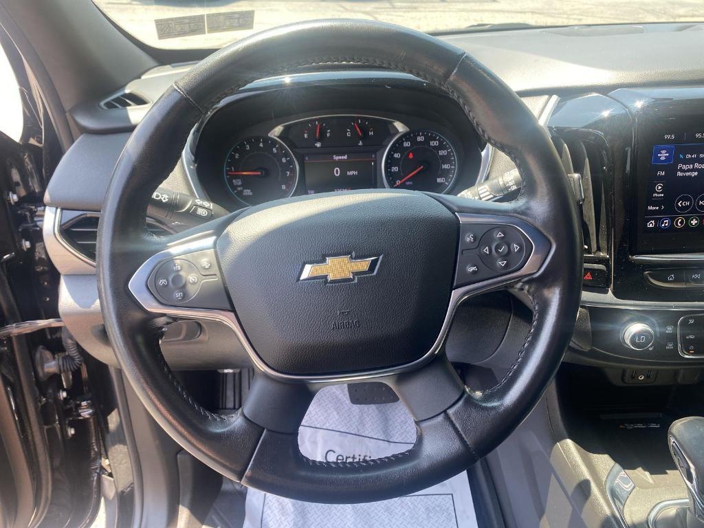 used 2022 Chevrolet Traverse car, priced at $31,000