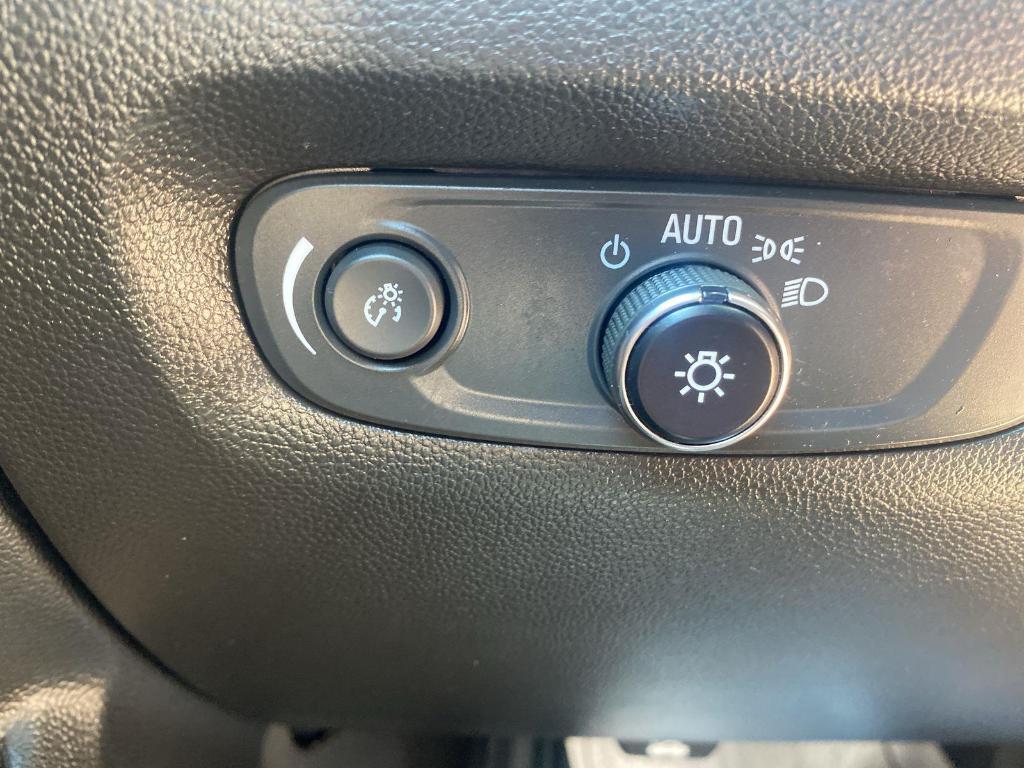 used 2022 Chevrolet Traverse car, priced at $31,000