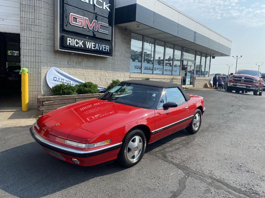 used 1990 Buick Reatta car, priced at $13,000