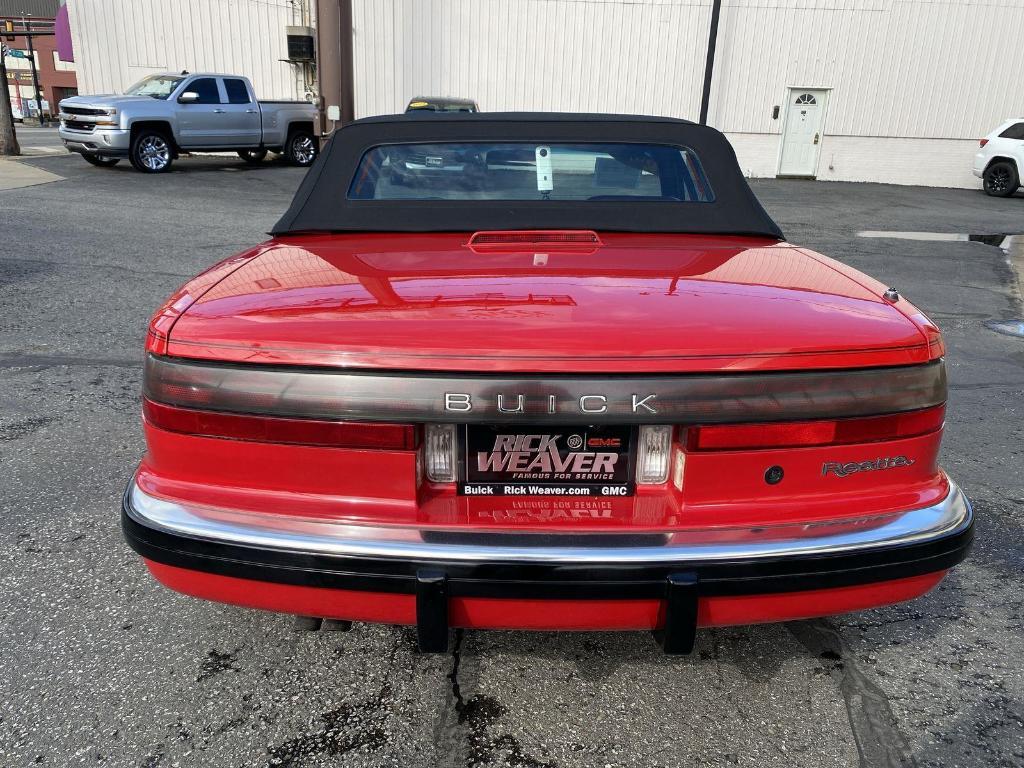 used 1990 Buick Reatta car, priced at $13,500