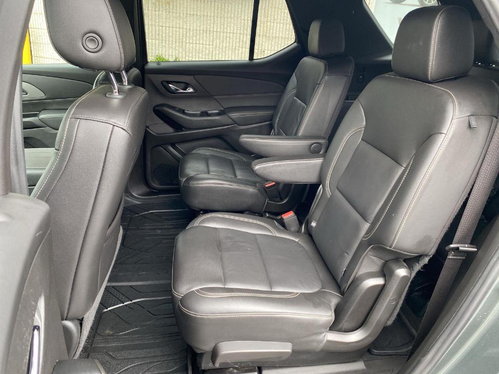 used 2023 Chevrolet Traverse car, priced at $33,500