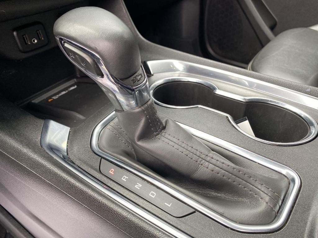 used 2023 Chevrolet Traverse car, priced at $33,500