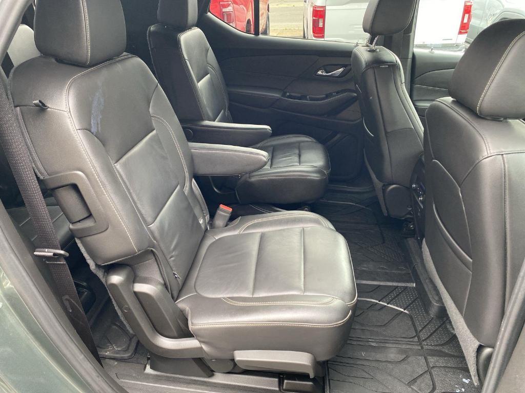 used 2023 Chevrolet Traverse car, priced at $33,500