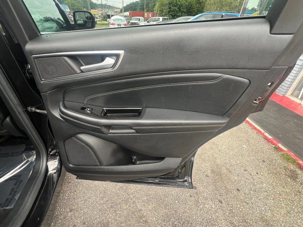 used 2015 Ford Edge car, priced at $8,999