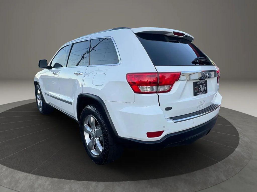 used 2013 Jeep Grand Cherokee car, priced at $8,999