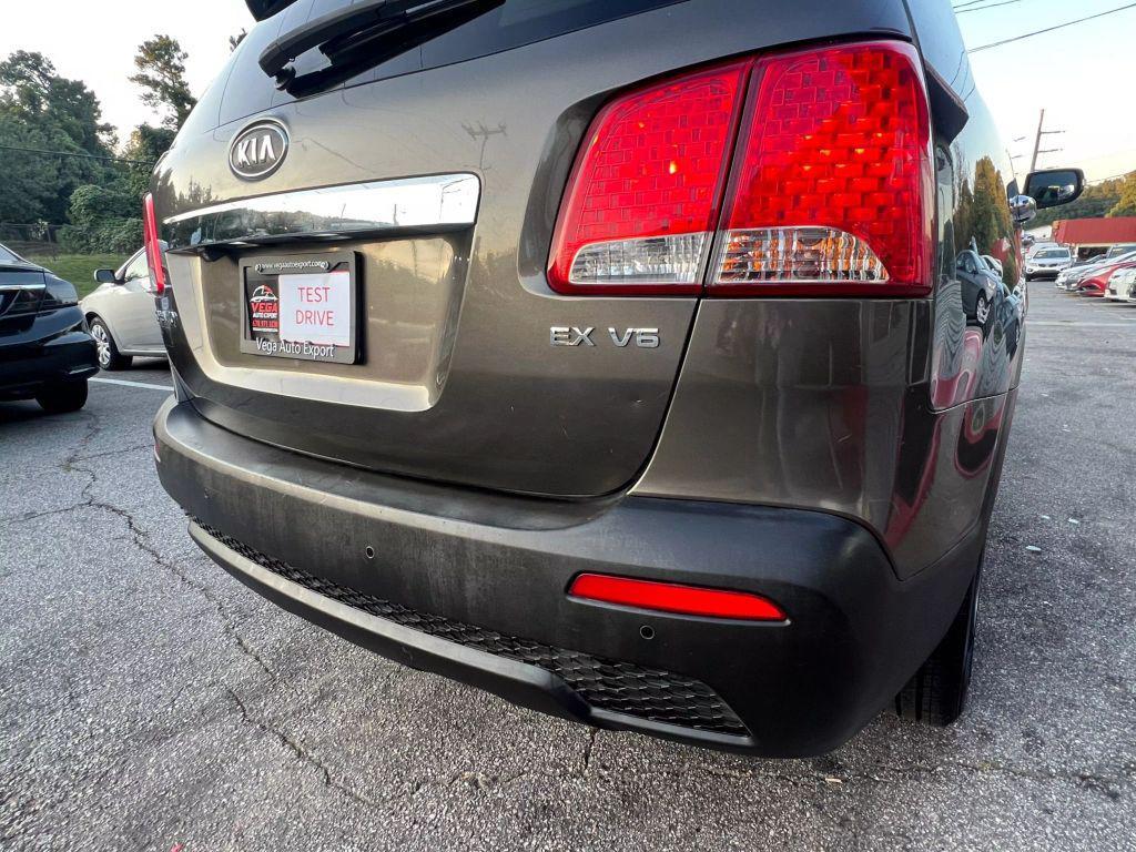 used 2012 Kia Sorento car, priced at $7,500