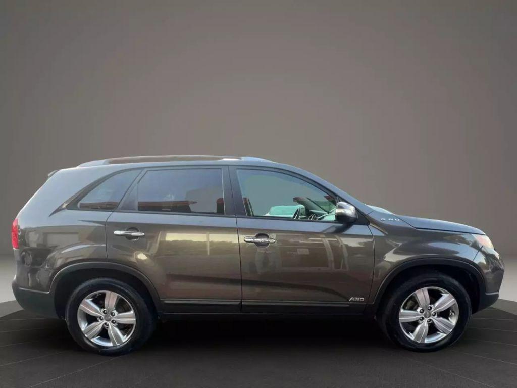 used 2012 Kia Sorento car, priced at $7,500