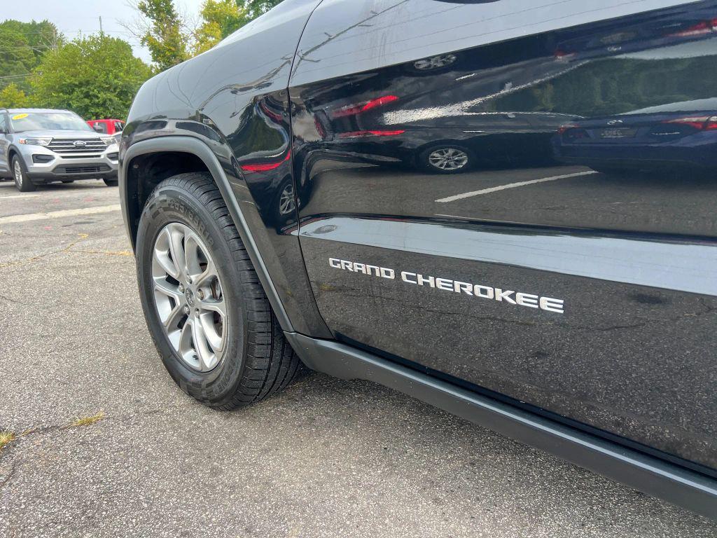 used 2015 Jeep Grand Cherokee car, priced at $10,750