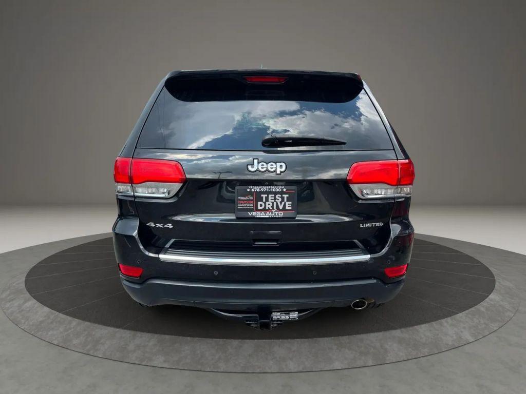 used 2015 Jeep Grand Cherokee car, priced at $10,750
