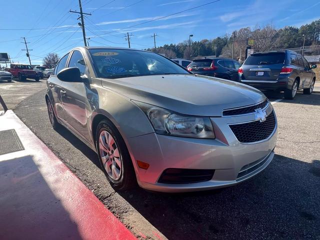 used 2013 Chevrolet Cruze car, priced at $11,500