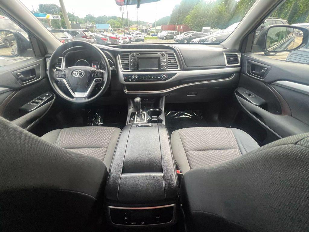 used 2019 Toyota Highlander car, priced at $16,800