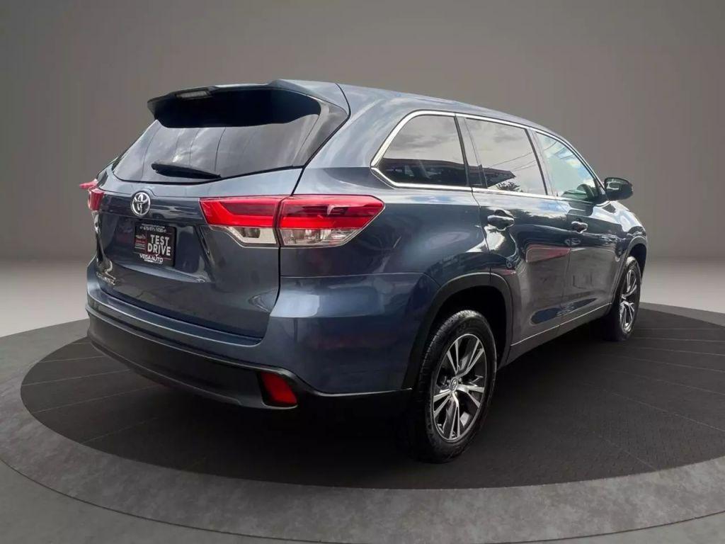 used 2019 Toyota Highlander car, priced at $16,800