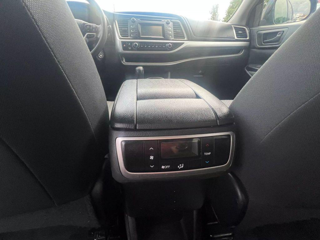 used 2019 Toyota Highlander car, priced at $16,800